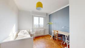 Chambre privée à louer pour 450 €/mois à Strasbourg, Place Saint-Antoine