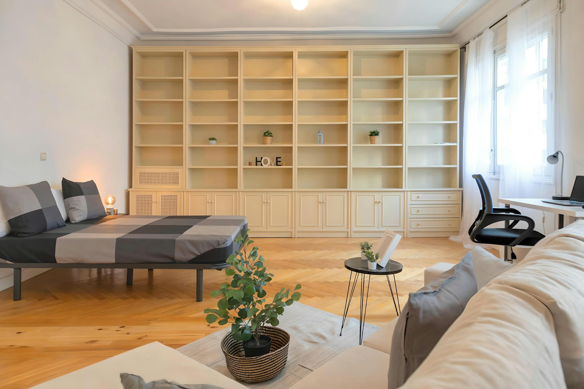 Calle de Fernández de los Ríos, Madrid preview