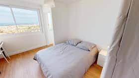 Отдельная комната сдается в аренду за 412 € в месяц в Chamalières, Place Docteur Landouzy