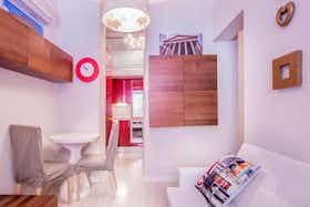 Mieszkanie do wynajęcia za 1300 € miesięcznie w mieście Madrid, Calle Marqués de Santa Ana