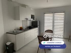 Mieszkanie do wynajęcia za 500 € miesięcznie w mieście Angoulins, Rue du Père Brottier
