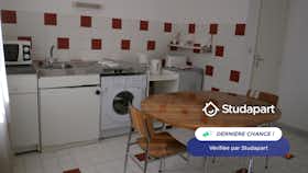 Wohnung zu mieten für 680 € pro Monat in Nice, Rue Antoine Gautier