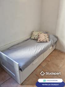 Приватна кімната за оренду для 530 EUR на місяць у Arles, Rue Porte de Laure