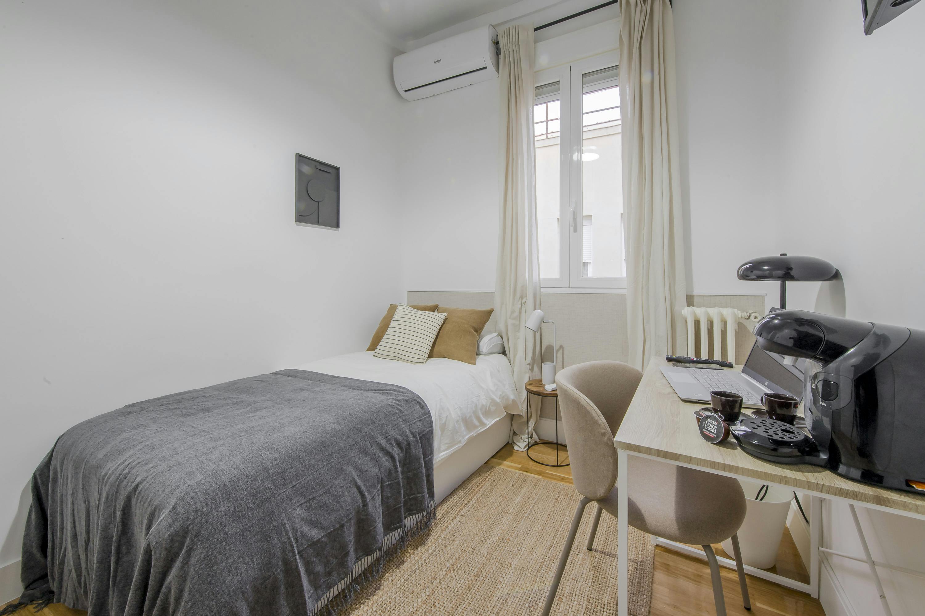 Calle Doctor Castelo, Madrid Madrid