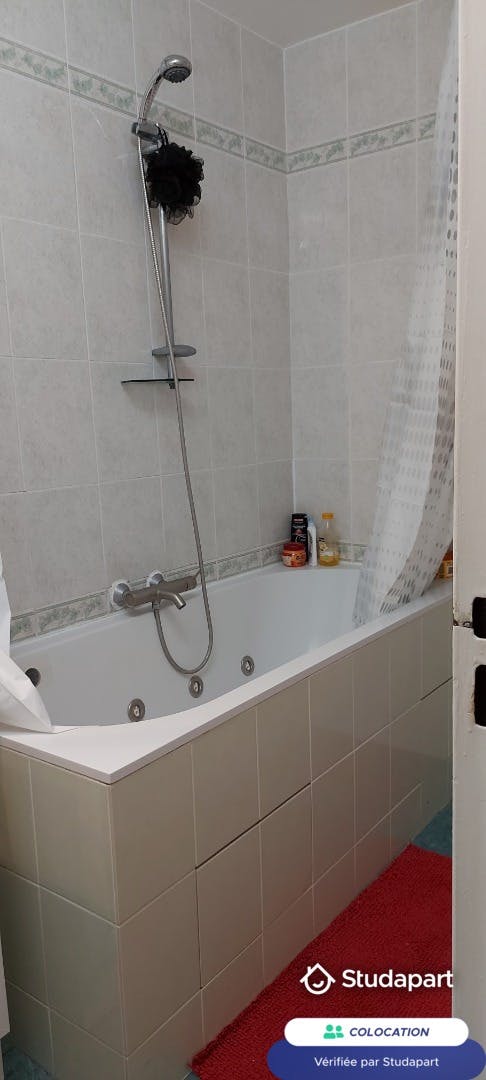 Private room for rent on Avenue Maximilien de Robespierre, Vitry-sur-Seine - Vista 5