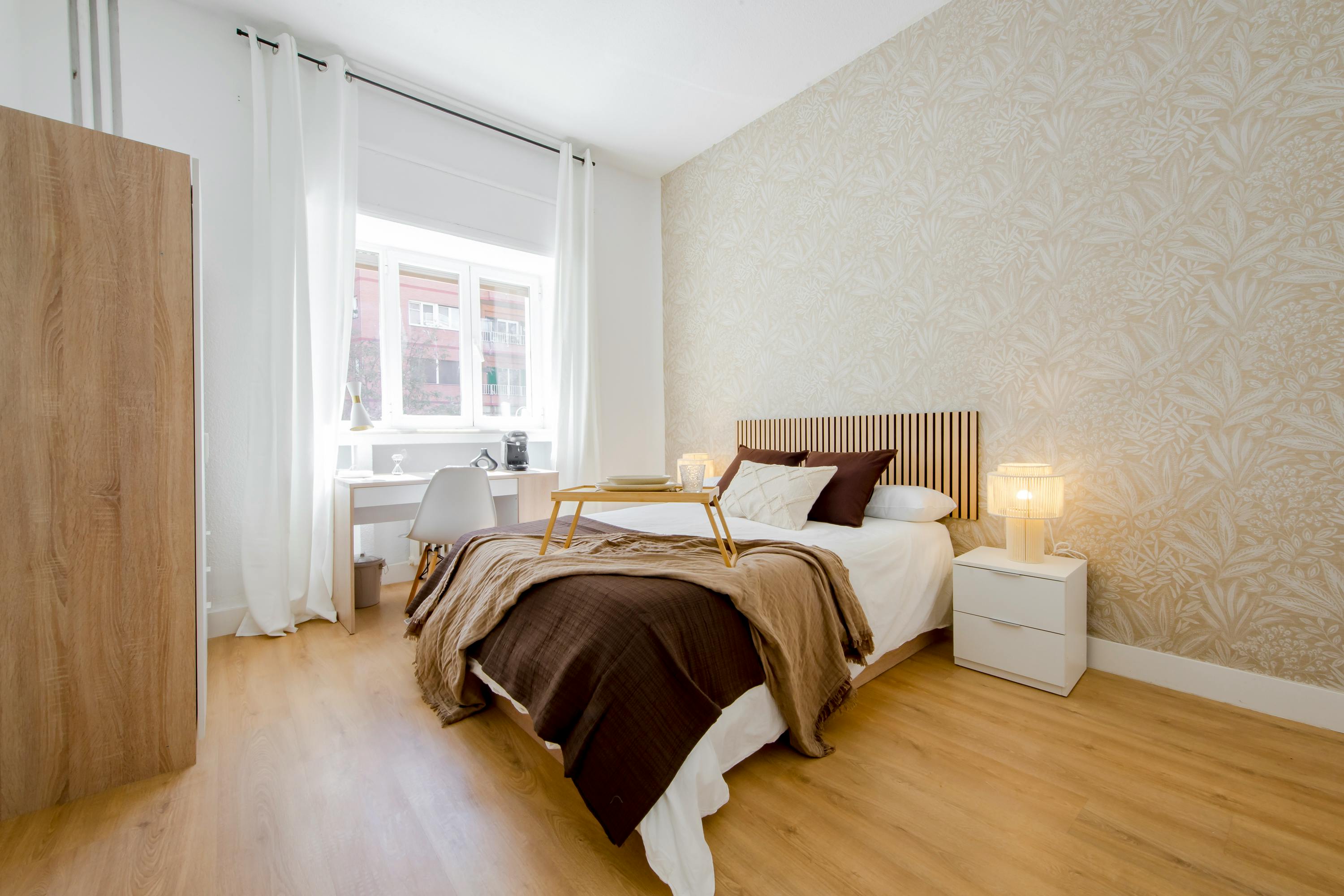 Calle de Diego de León, Madrid preview