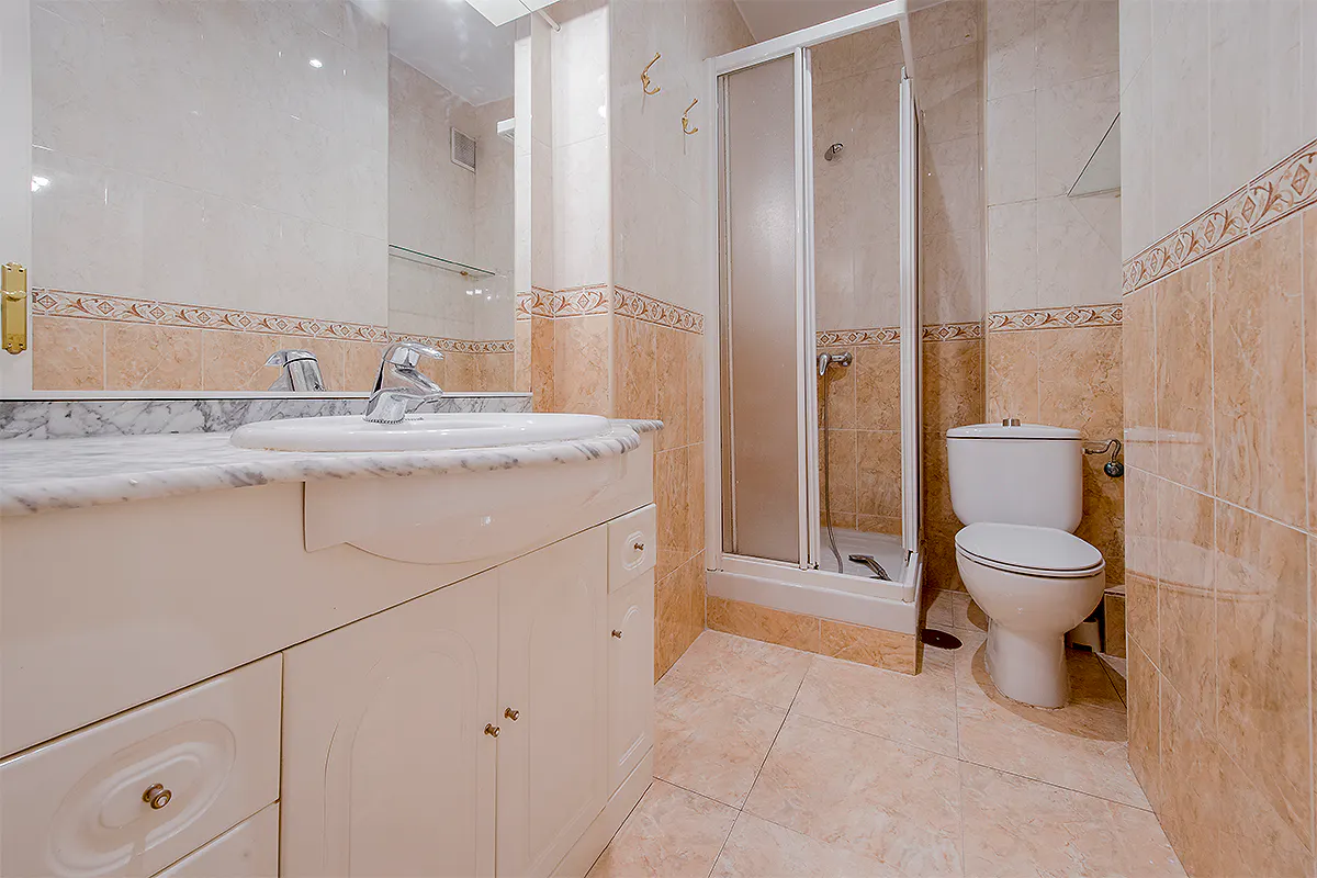 Private room in Calle de Diego de León, Madrid (1519833) ROOM 4