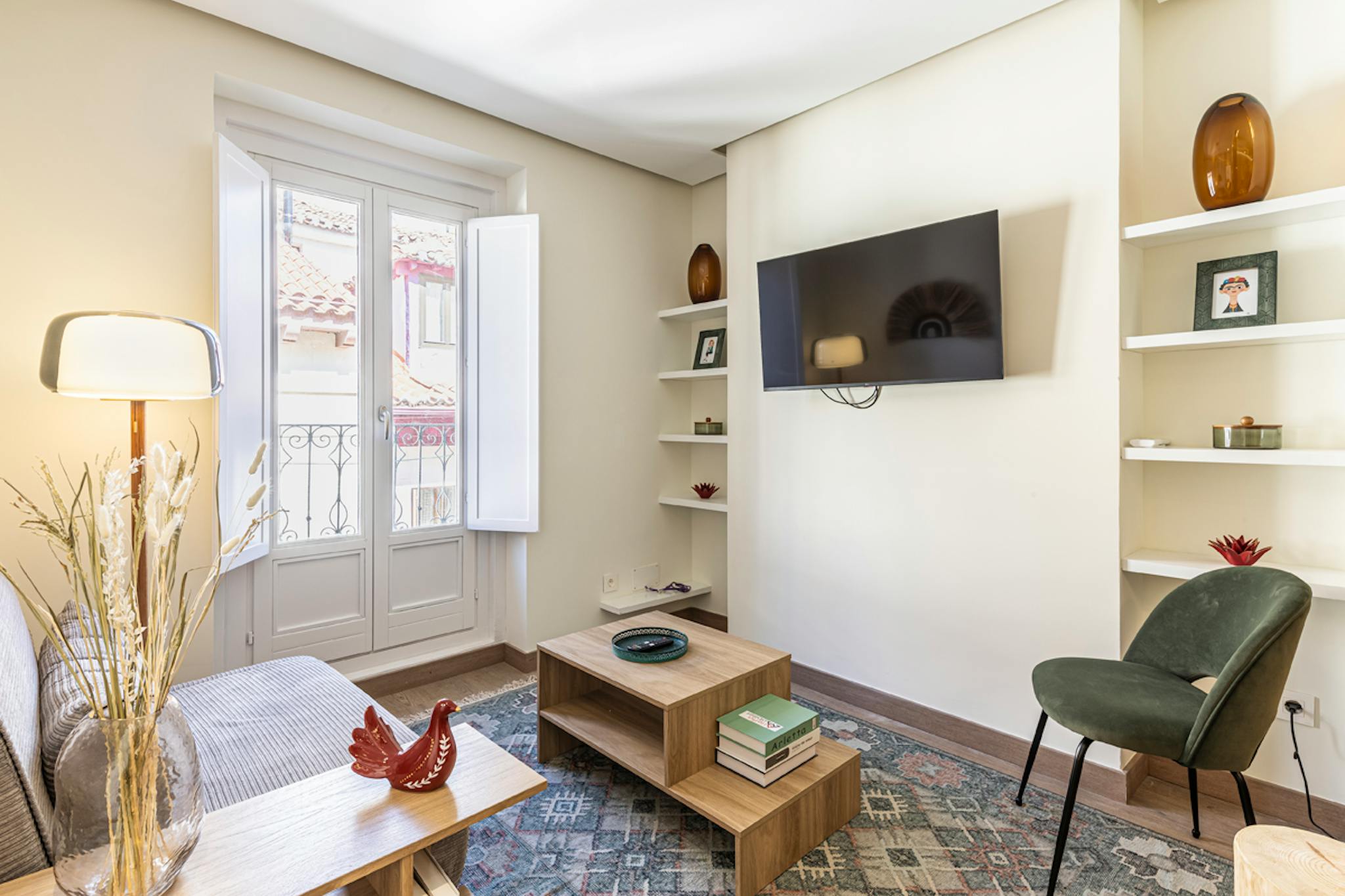 Calle Gómez de Mora, Madrid preview