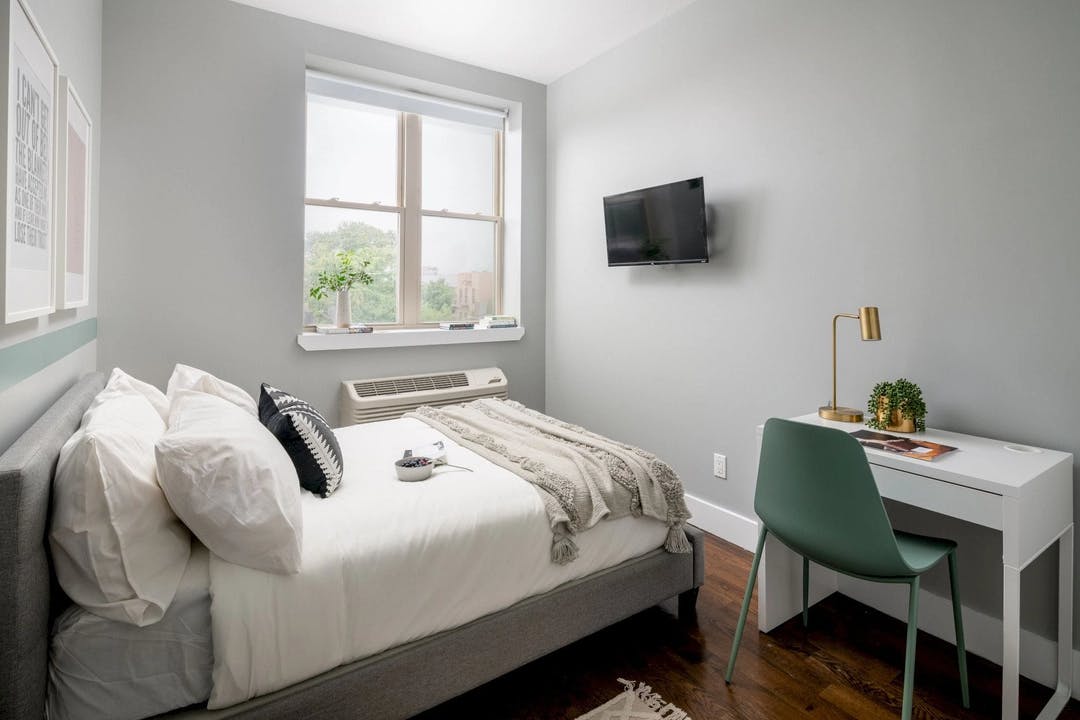 Hart St, Brooklyn, NY preview