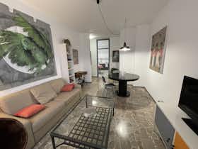Apartament de închiriat pentru 3.173 EUR pe lună în Arona, Via Dormelletto