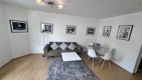 Apartment for rent for €1,090 per month in Stuttgart, Augustenstraße