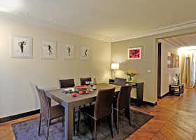 Mieszkanie do wynajęcia za 1050 € miesięcznie w mieście Paris, Rue Montesquieu