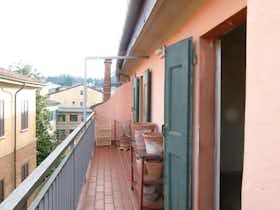 Shared room for rent for €650 per month in Bologna, Via Palestro