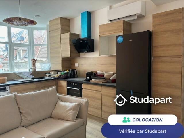 Private room for rent on Rue Sainte-Anne, Lille - Vue 3