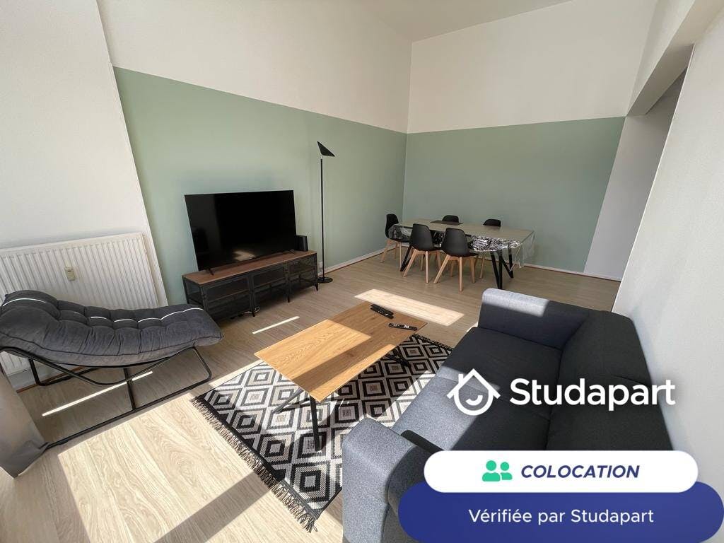 Privé kamer te huur voor € 420 per maand in Compiègne, Rue du Docteur Émile Roux
