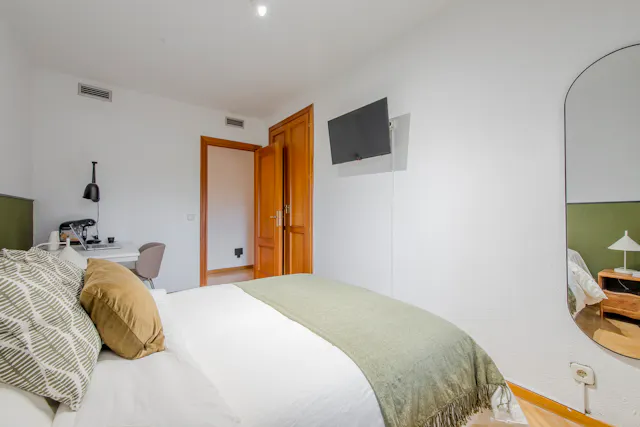 Private room in Calle de Federico Moreno Torroba, Madrid (1520609) room image 2