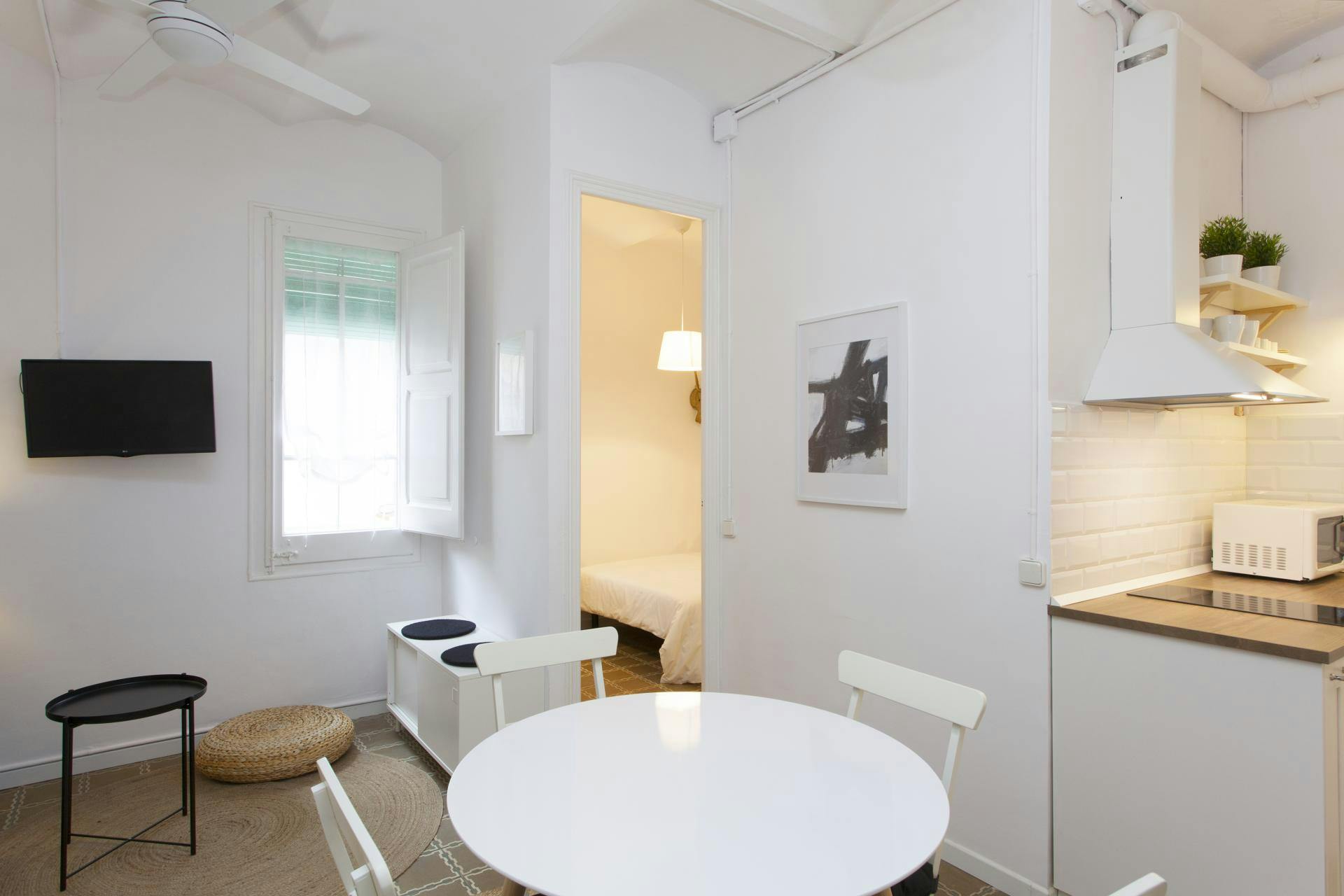 Apartamento en alquiler por 1195 € al mes en Barcelona, Rambla de Badal