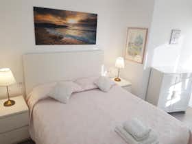 Apartamento para alugar por € 2.000 por mês em Valencia, Carrer Pedro Aleixandre