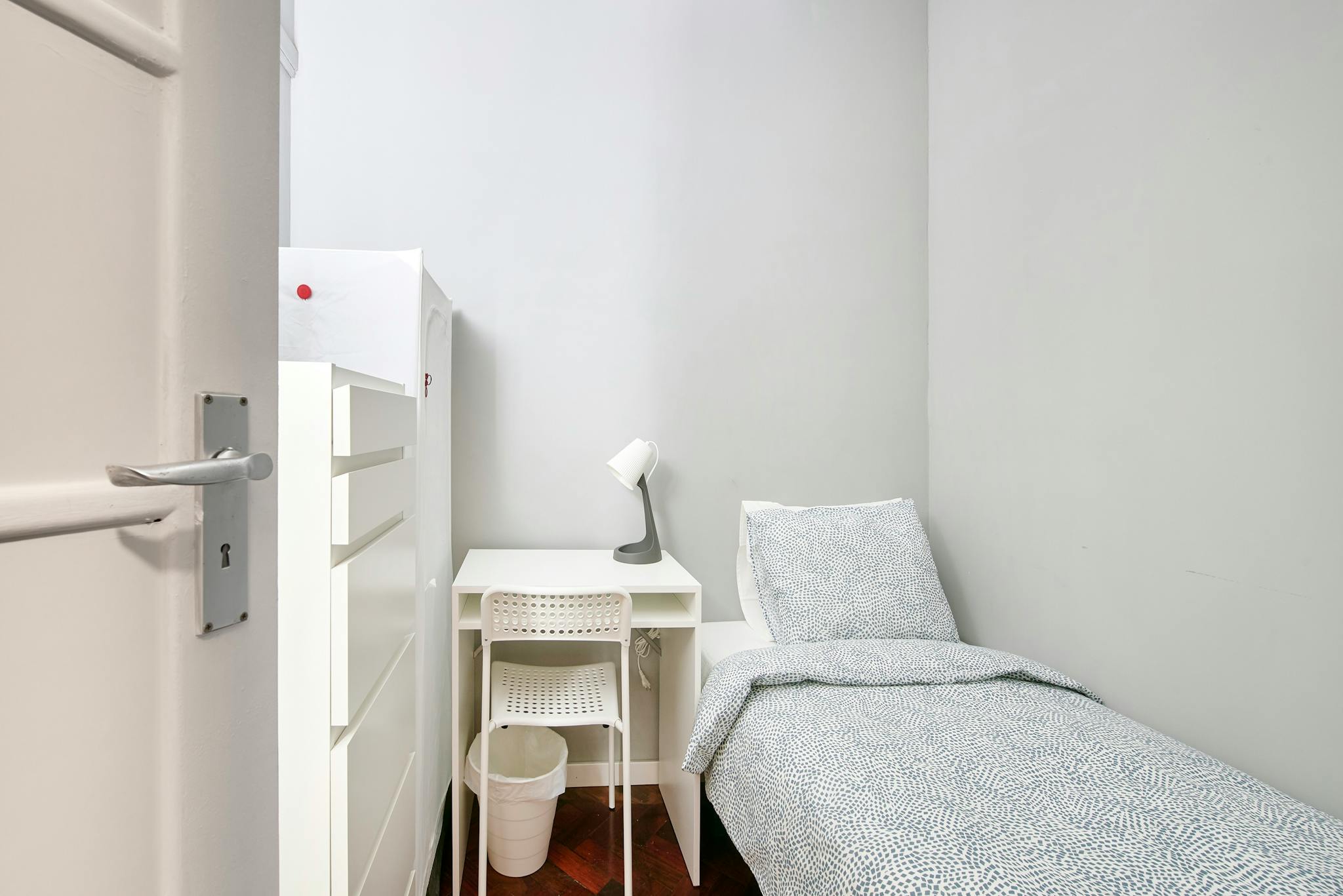 Avenida Elias Garcia, Lisbon preview