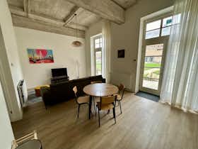 Apartment for rent for €1,700 per month in Rotterdam, Vorkstraat