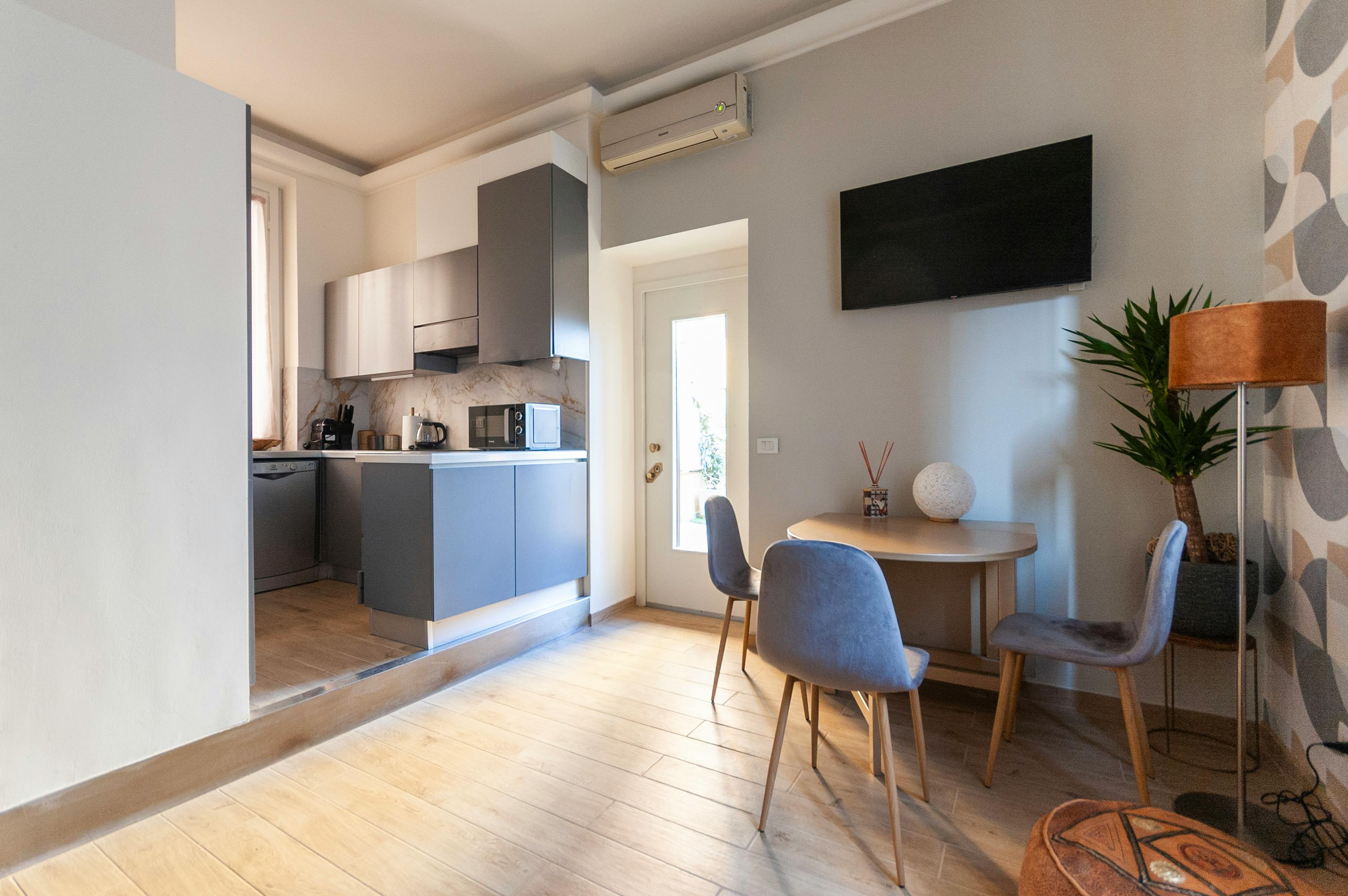 Apartment Milan, 1 bed, 48m² — photo 11