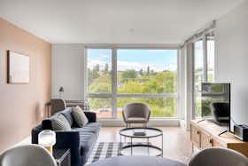Appartamento in affitto a $3,114 al mese a Seattle, E Union St