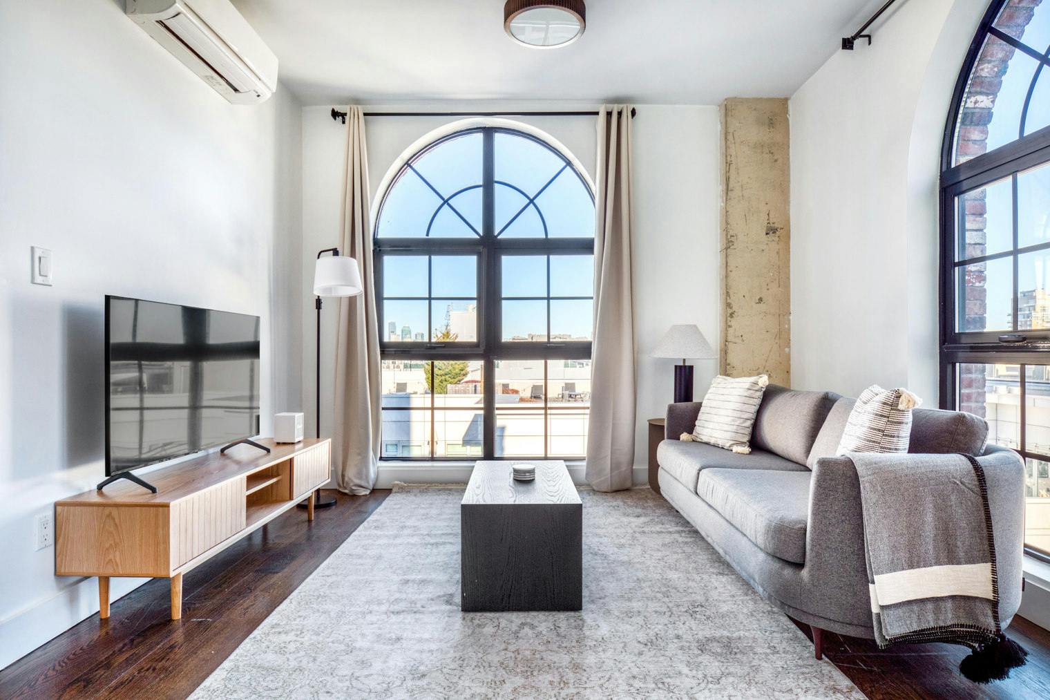 Apartment Kings County, 1 bed — photo 2