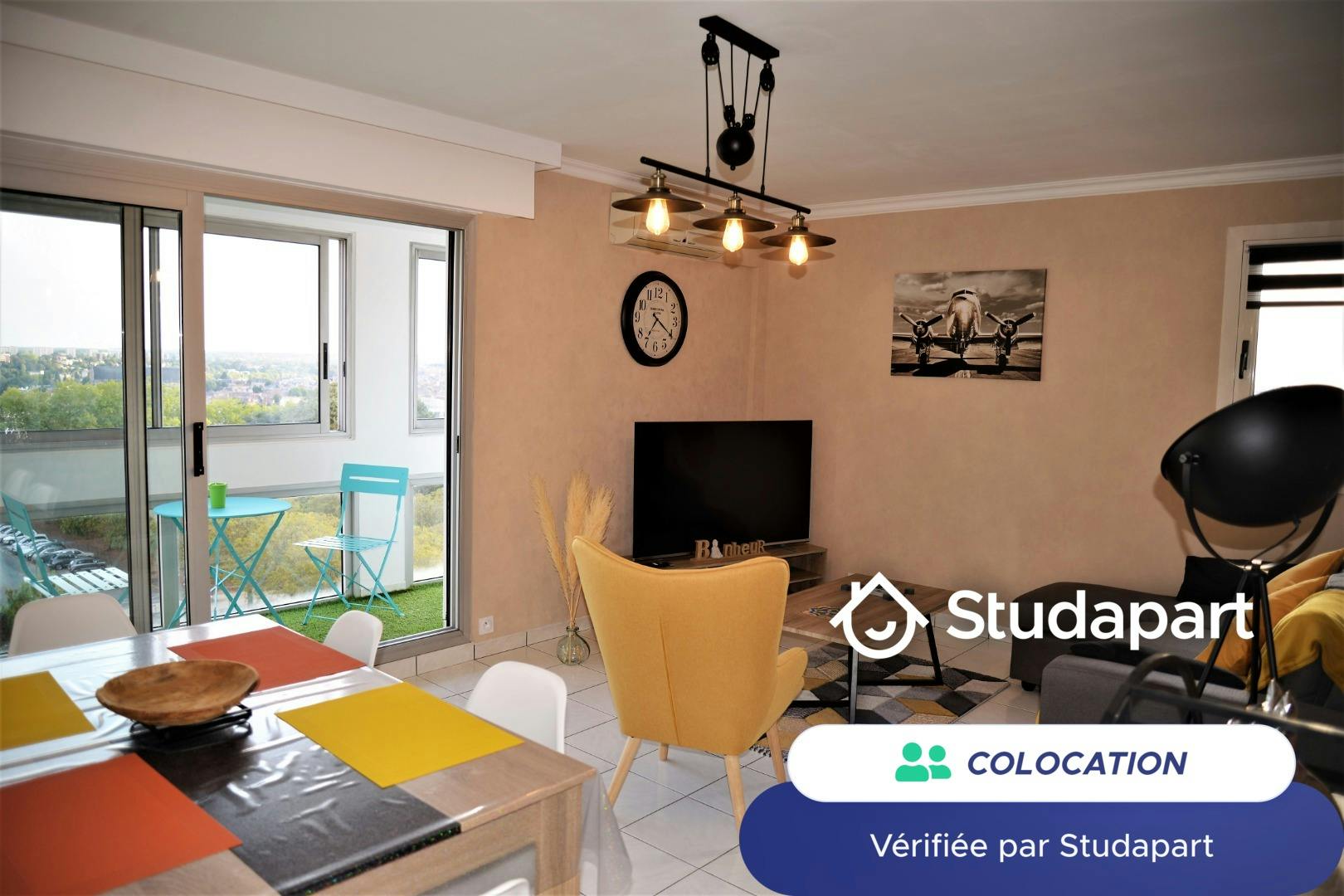 Private room for rent for €400 per month in Poitiers, Avenue Robert Schuman