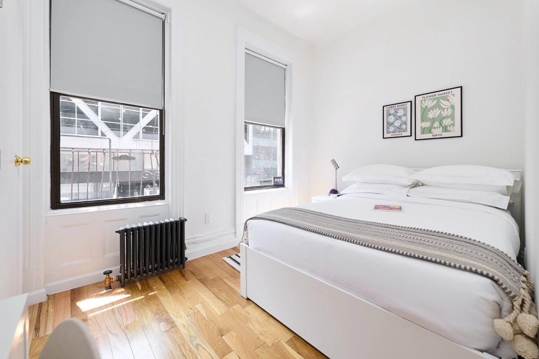 W 42nd St, New York City, NY preview