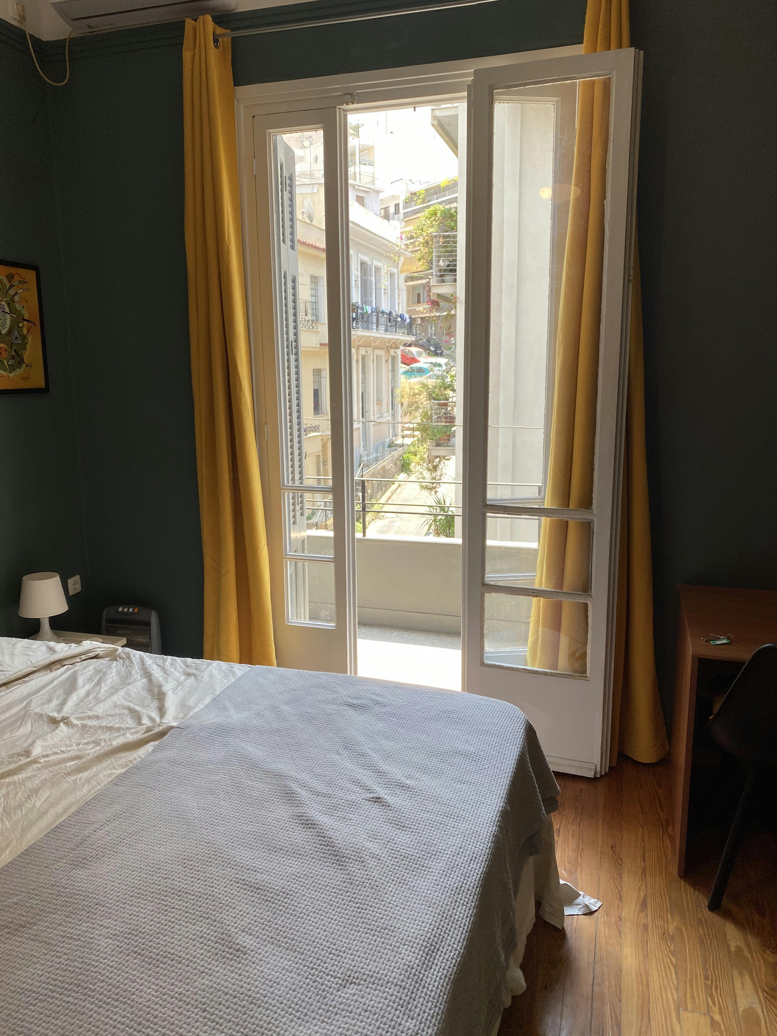 Ippokratous, Athens preview