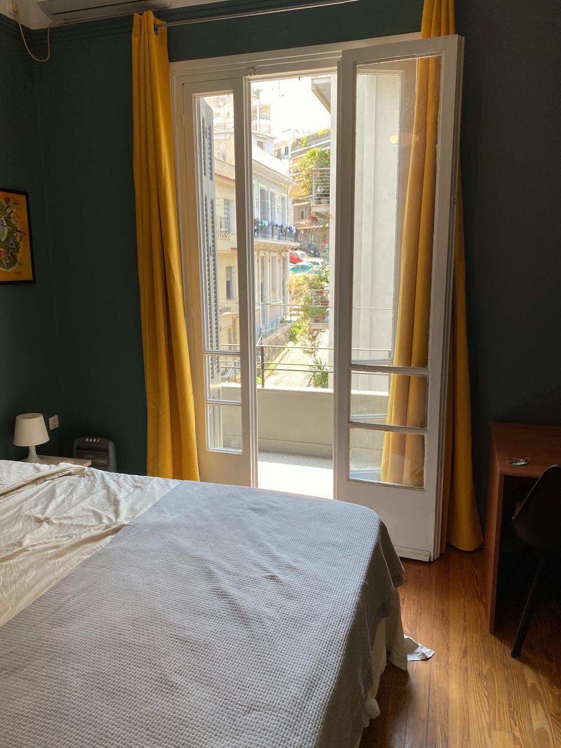 Ippokratous, Athens preview