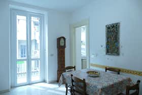 Apartment for rent for €1,600 per month in Turin, Via San Secondo