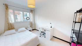 私人房间 正在以 €442 的月租出租，其位于 Toulon, Avenue Senequier