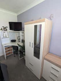 Habitación privada en alquiler por 706 € al mes en Orpington, Clareville Road