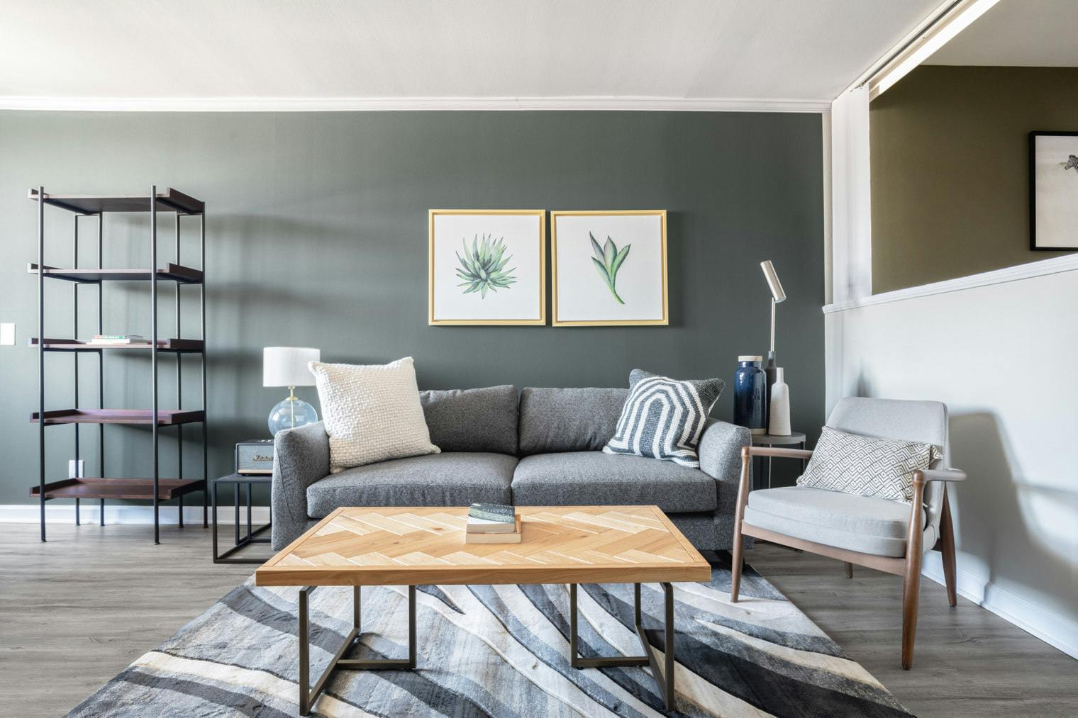 Apartament de închiriat pentru $4,229 pe lună în Los Angeles, Federal Avenue