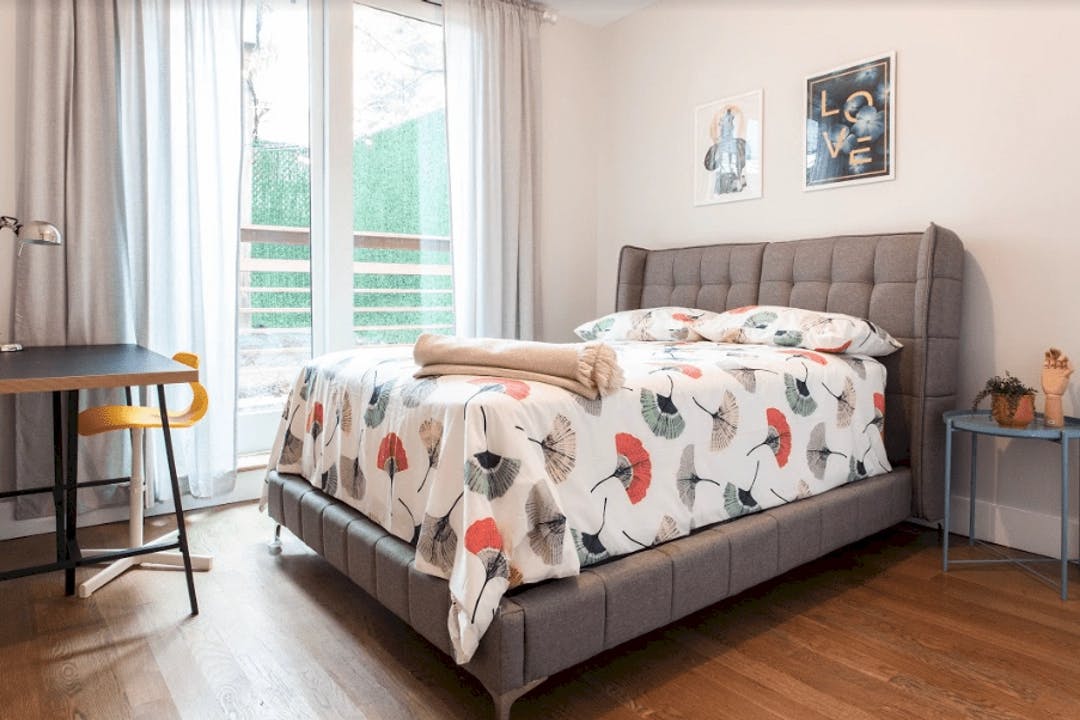 Meserole St, Brooklyn, NY preview