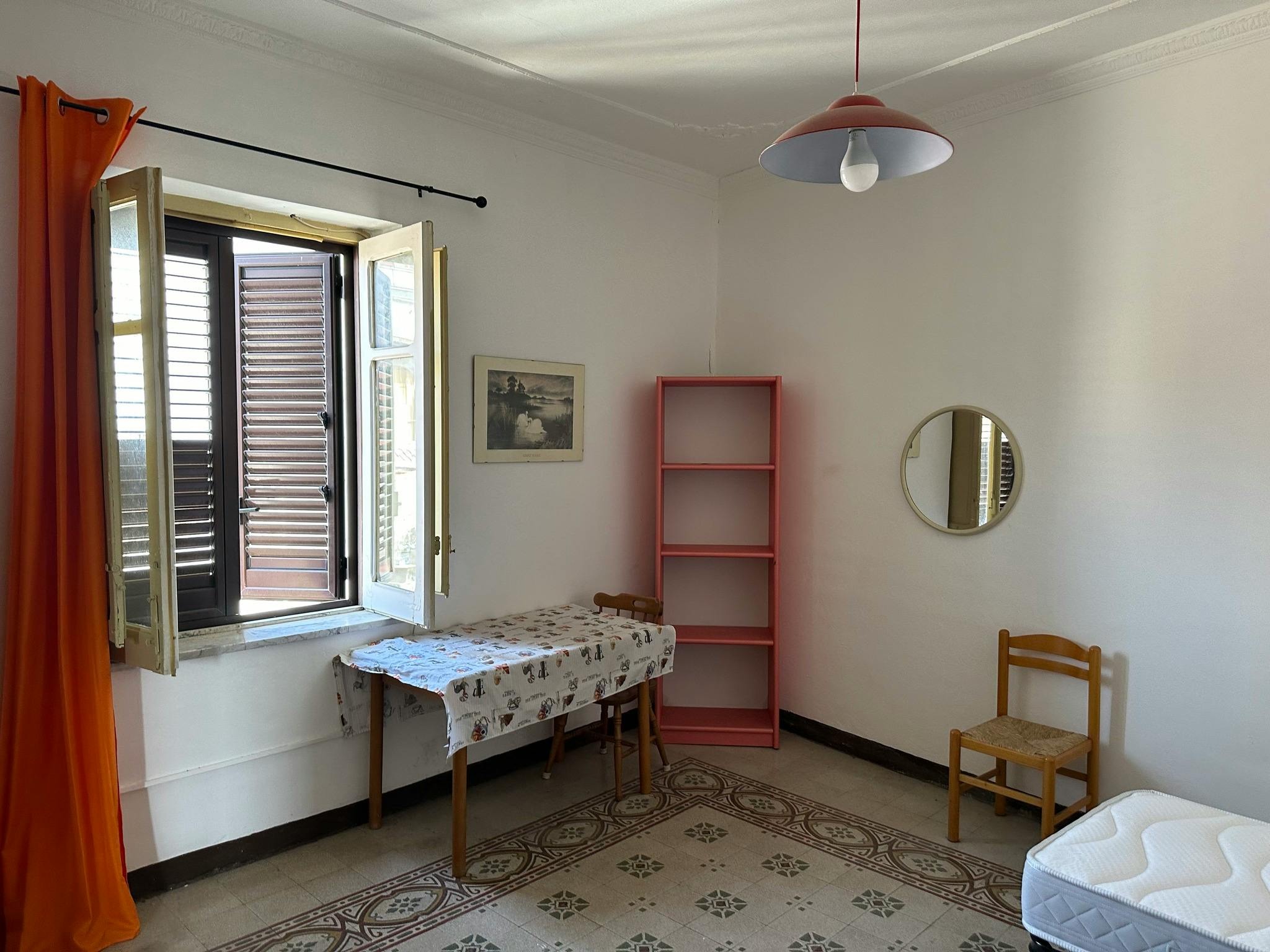 Habitación privada en alquiler por 270 € al mes en Palermo, Via Paolo Emiliani Giudici