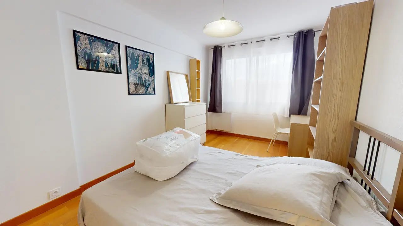 Private room in Rue des Trois Pierres, Lyon (1521904) room image 1