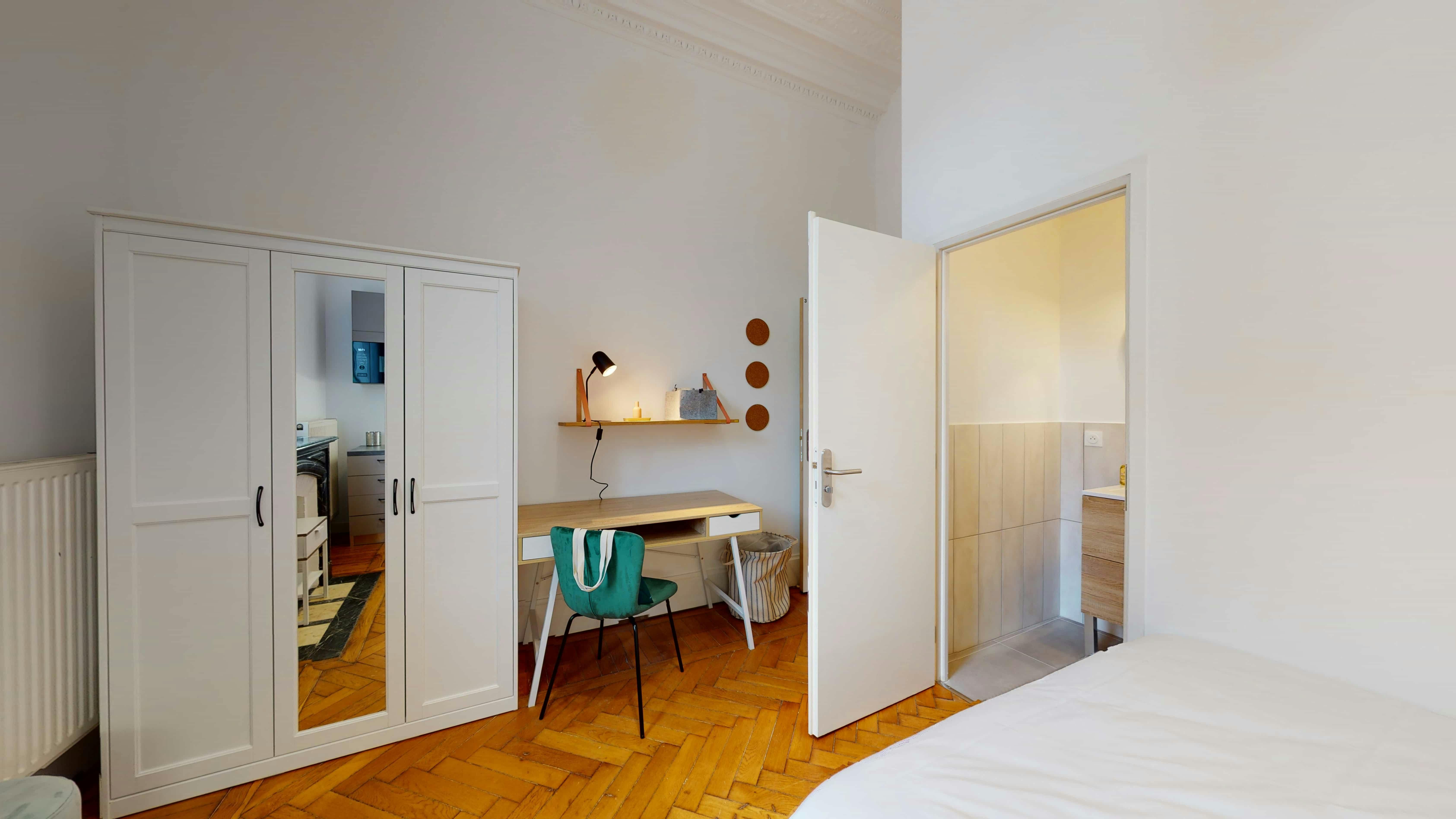Apartment Lille, 384m² — photo 171