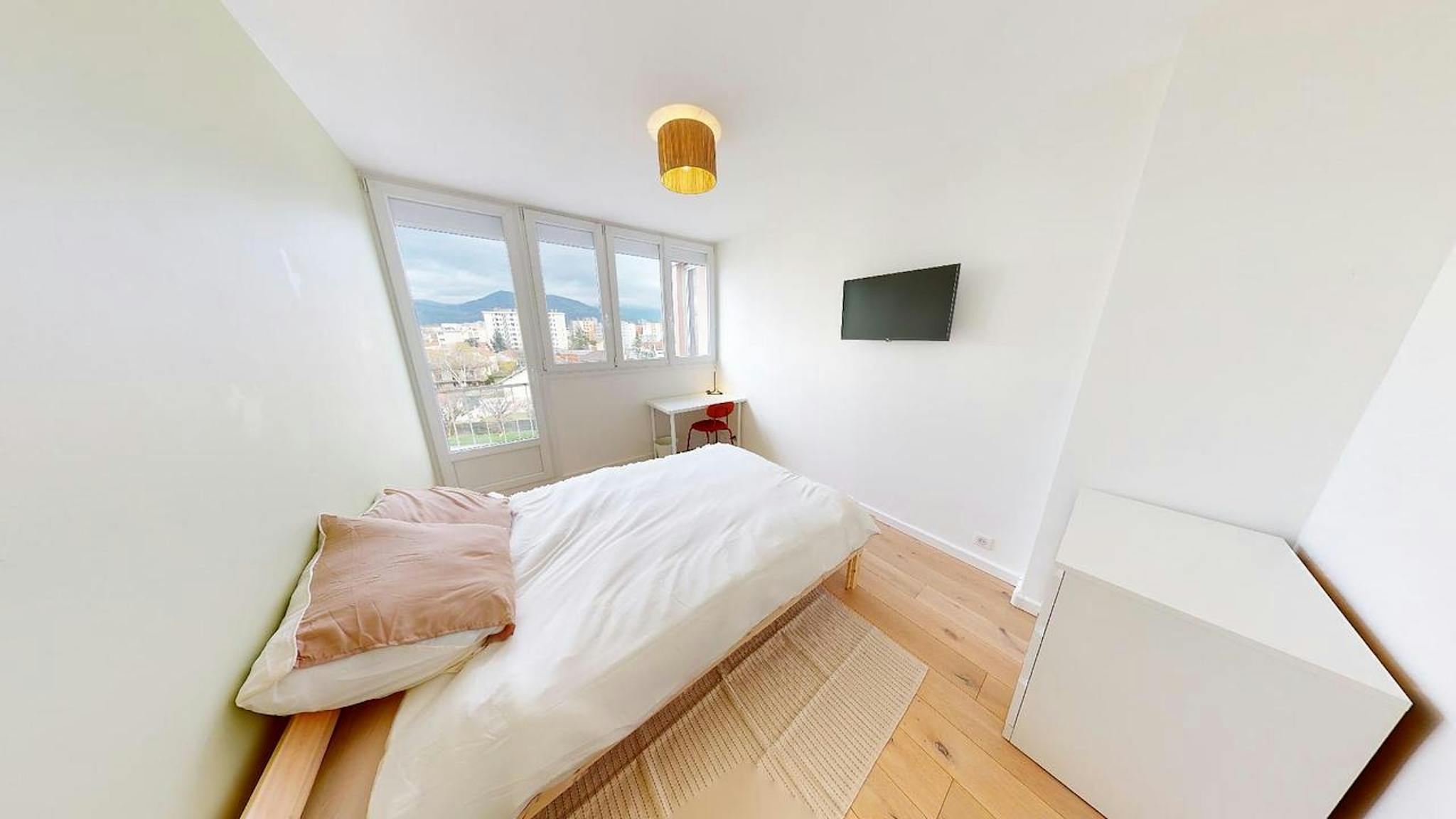 Rue Massenet, Grenoble preview