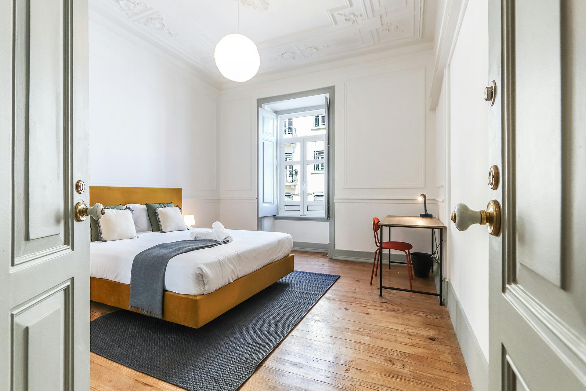 Rua Tenente Ferreira Durão, Lisbon preview