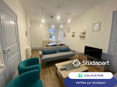 Private room for rent on Rue du Faubourg Saint-André, Beauvais, Beauvais