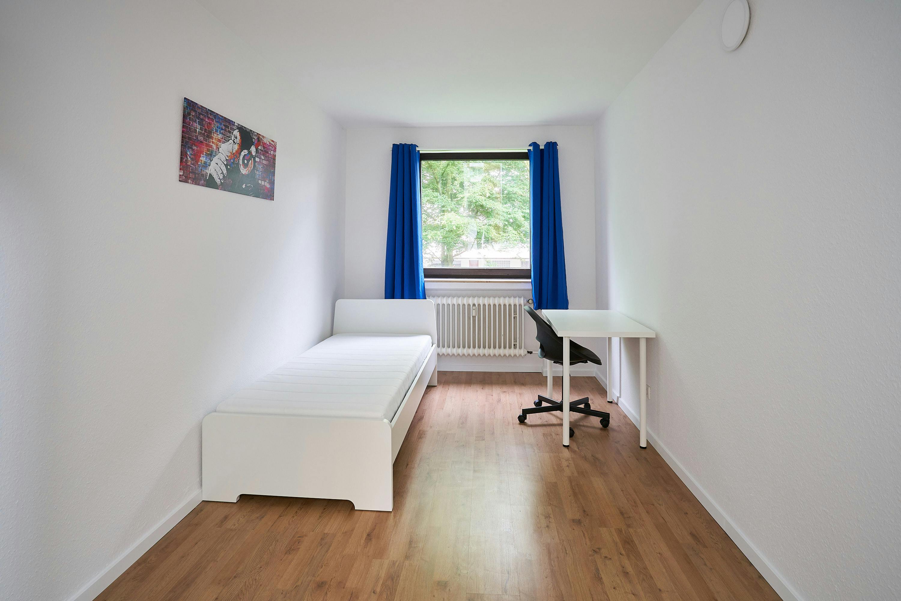 Private room for rent for €619 per month in Düsseldorf, Kölner Landstraße