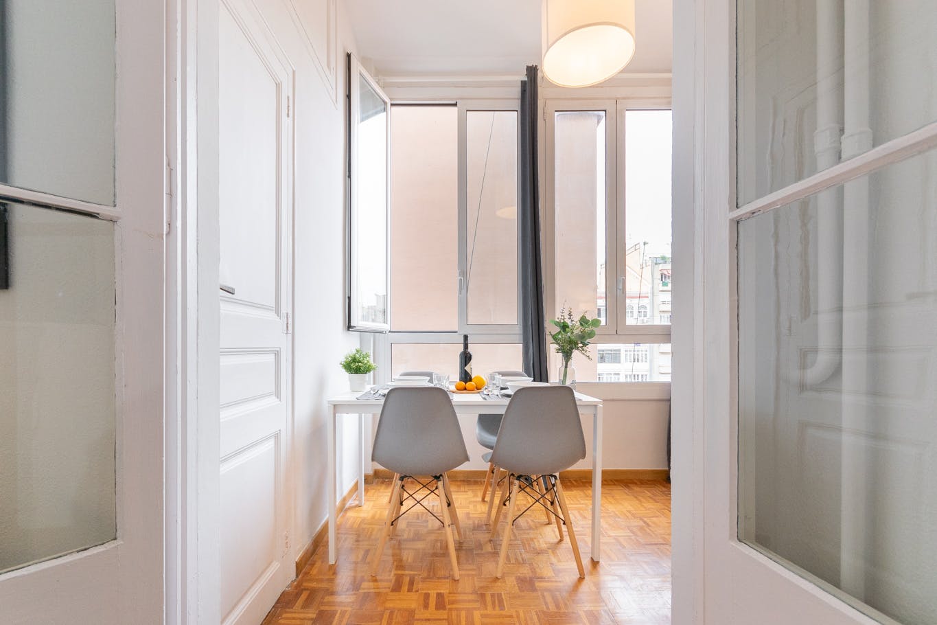 Private room in Carrer de Balmes, Barcelona (1522482) ROOM
