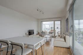 Appartement te huur voor € 2.370 per maand in Colombes, Avenue Anatole France