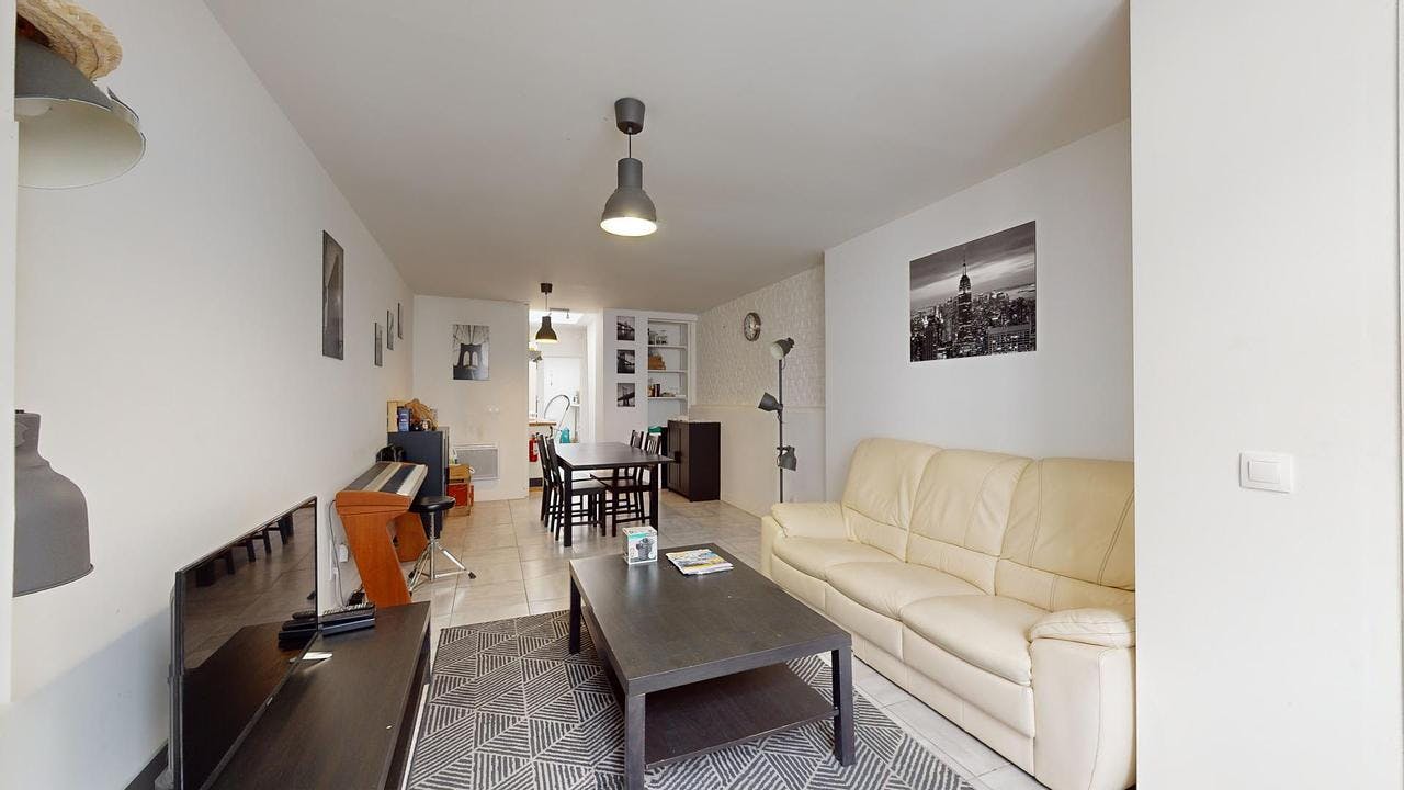 Private room for rent for €509 per month in La Madeleine, Rue Thiers