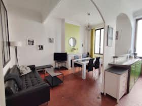 公寓 正在以 €1,800 的月租出租，其位于 Marseille, Rue Villeneuve