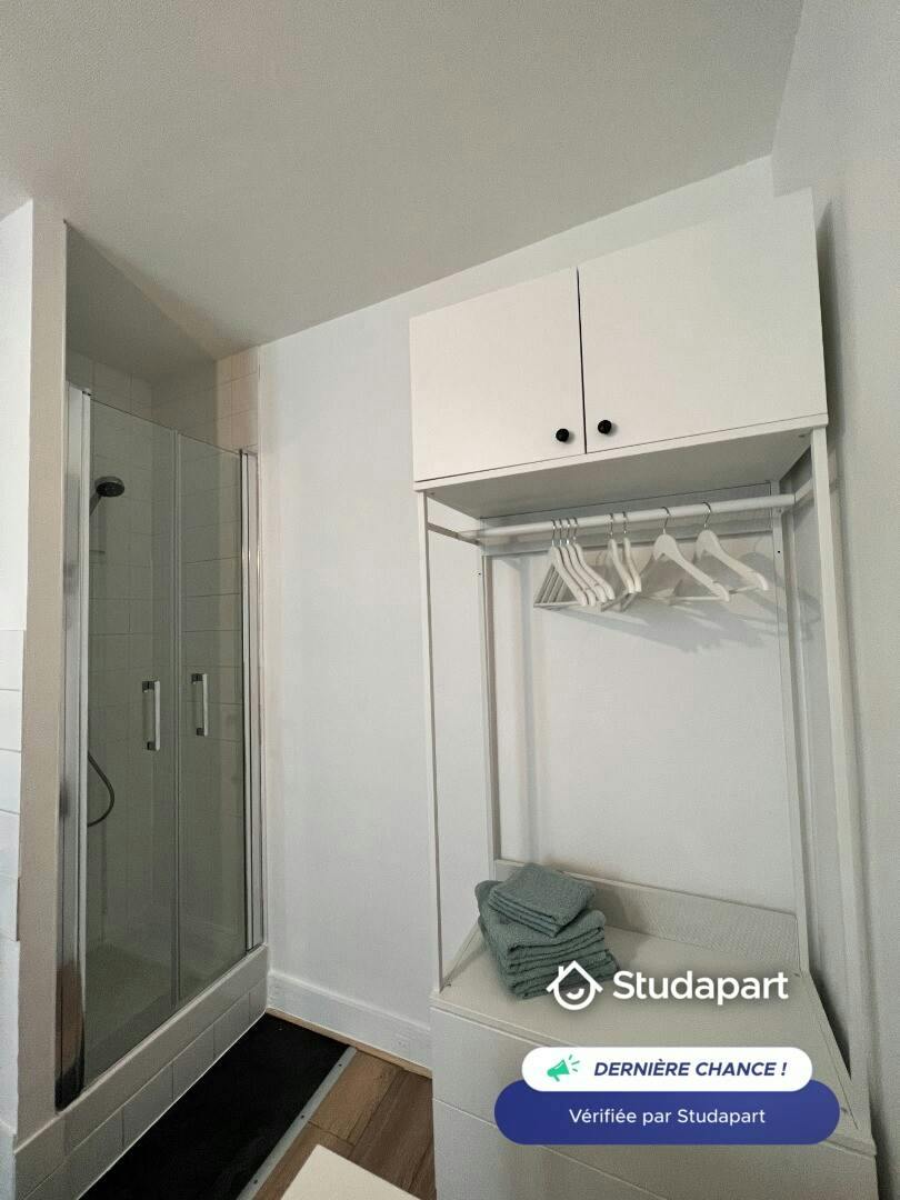 Appartement – Paris, Quartier Saint-Vincent-de-Paul - Vue 3
