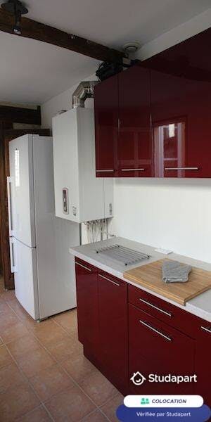Chambre privée à louer pour 430 €/mois à Compiègne, Rue Henri de Seroux