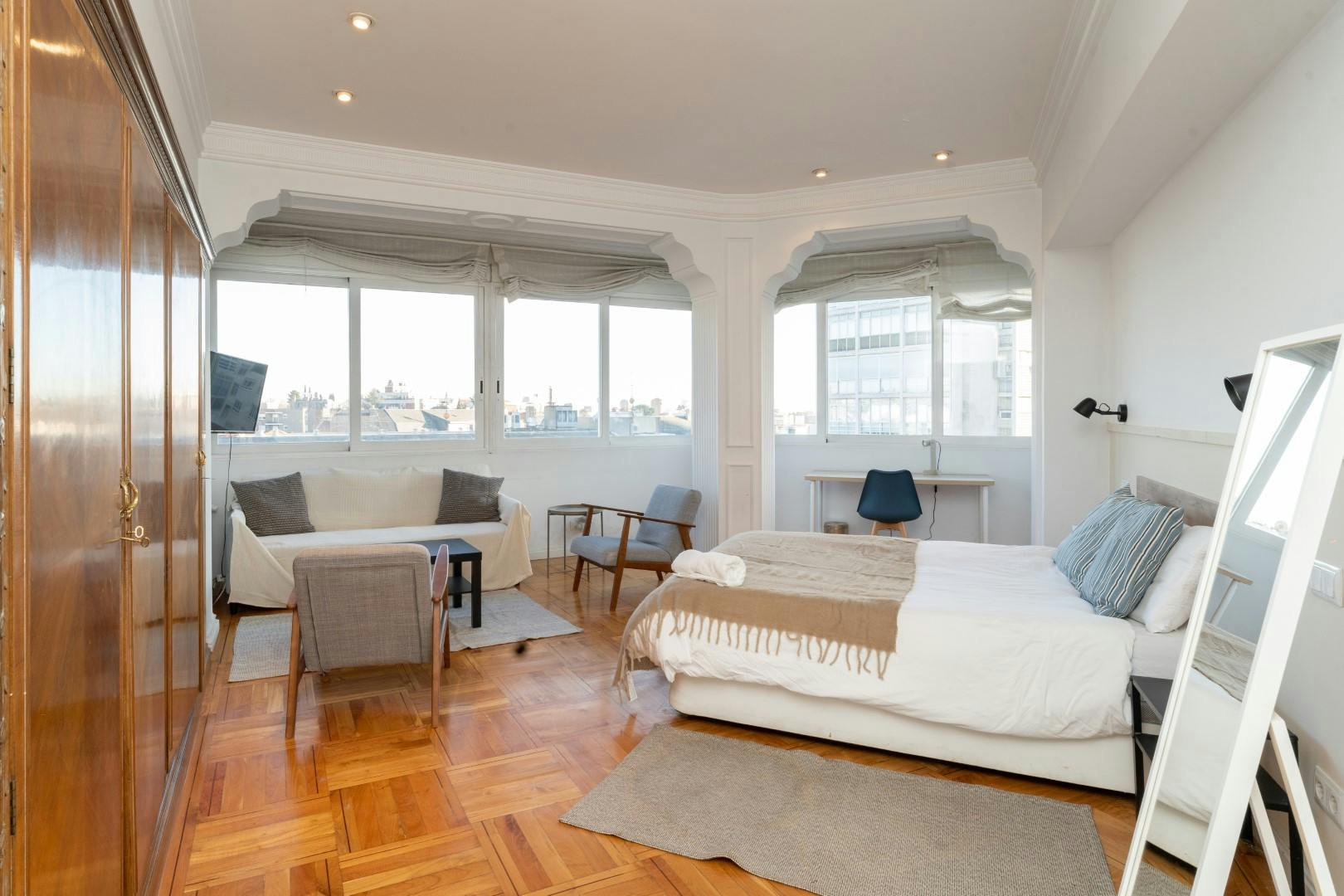 preview gallery tile